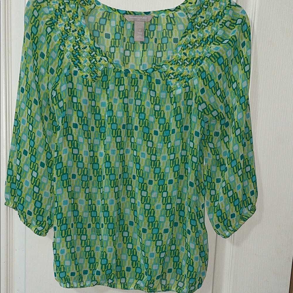 Banana Republic Blue and Green Patterned Blouse Size S